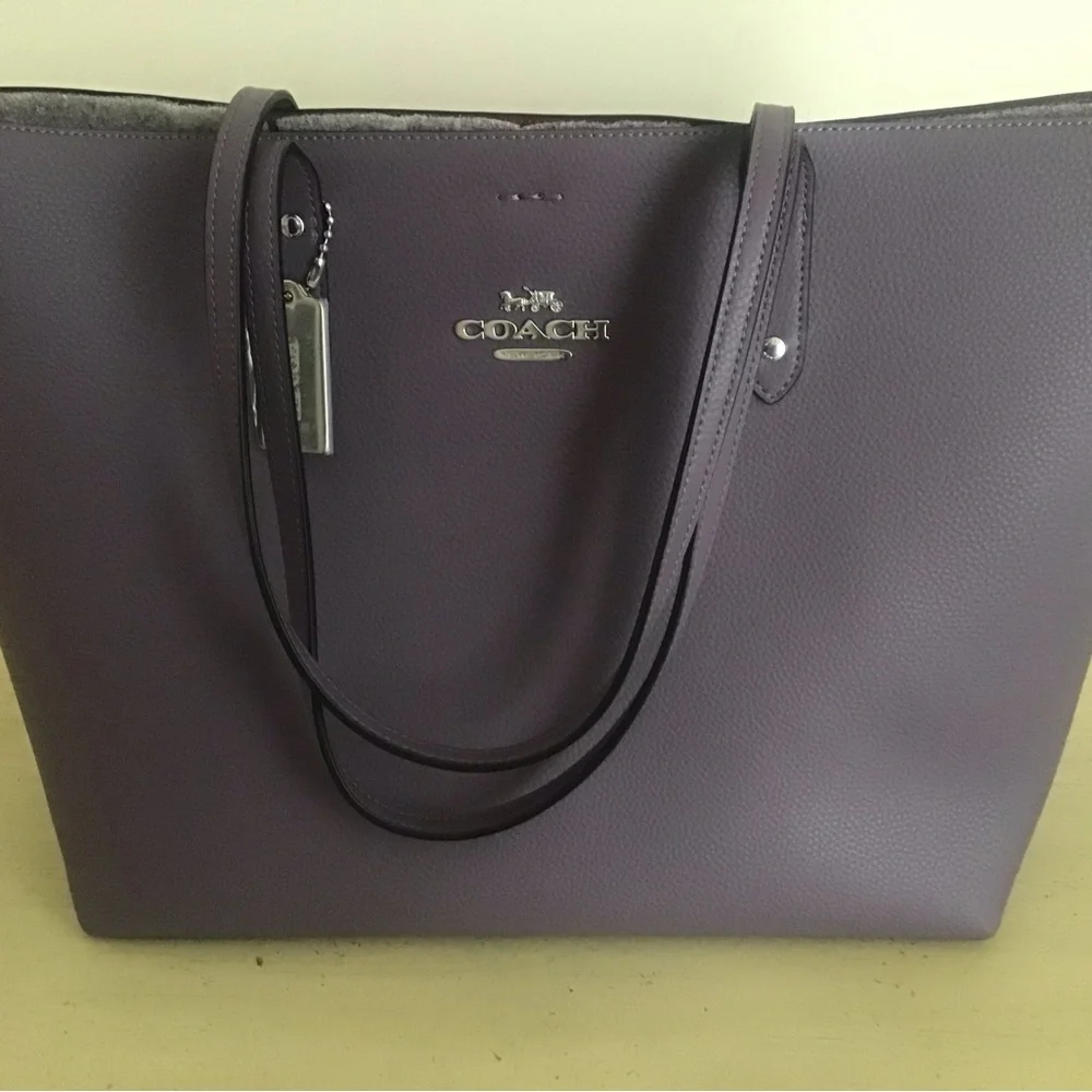 Coach Handbag - Picture 3 of 10
